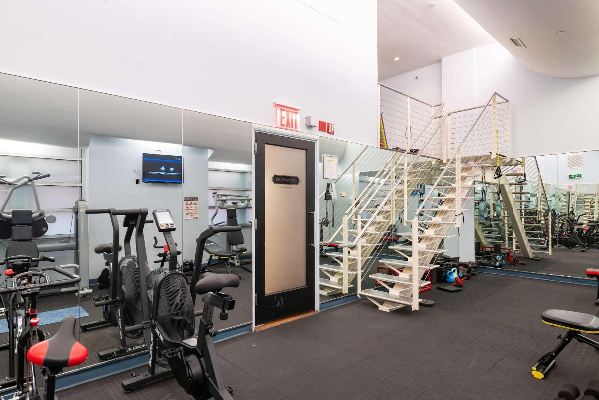 Best Walking Score Apt In Heart Of City With A Gym Apartment New York Exterior photo